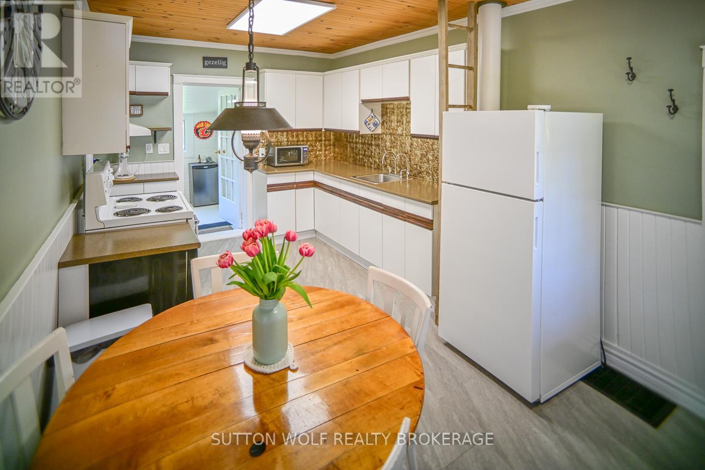 26 Arthur Street, Strathroy-Caradoc, Ontario  N7G 2H1 - Photo 11 - X13084130