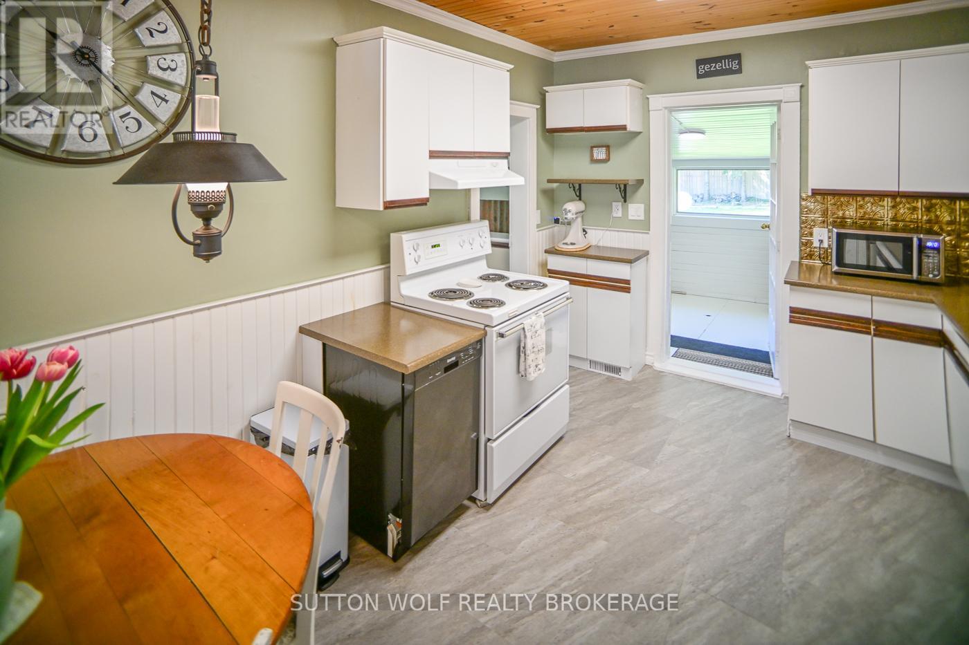 26 Arthur Street, Strathroy-Caradoc, Ontario  N7G 2H1 - Photo 12 - X13084130