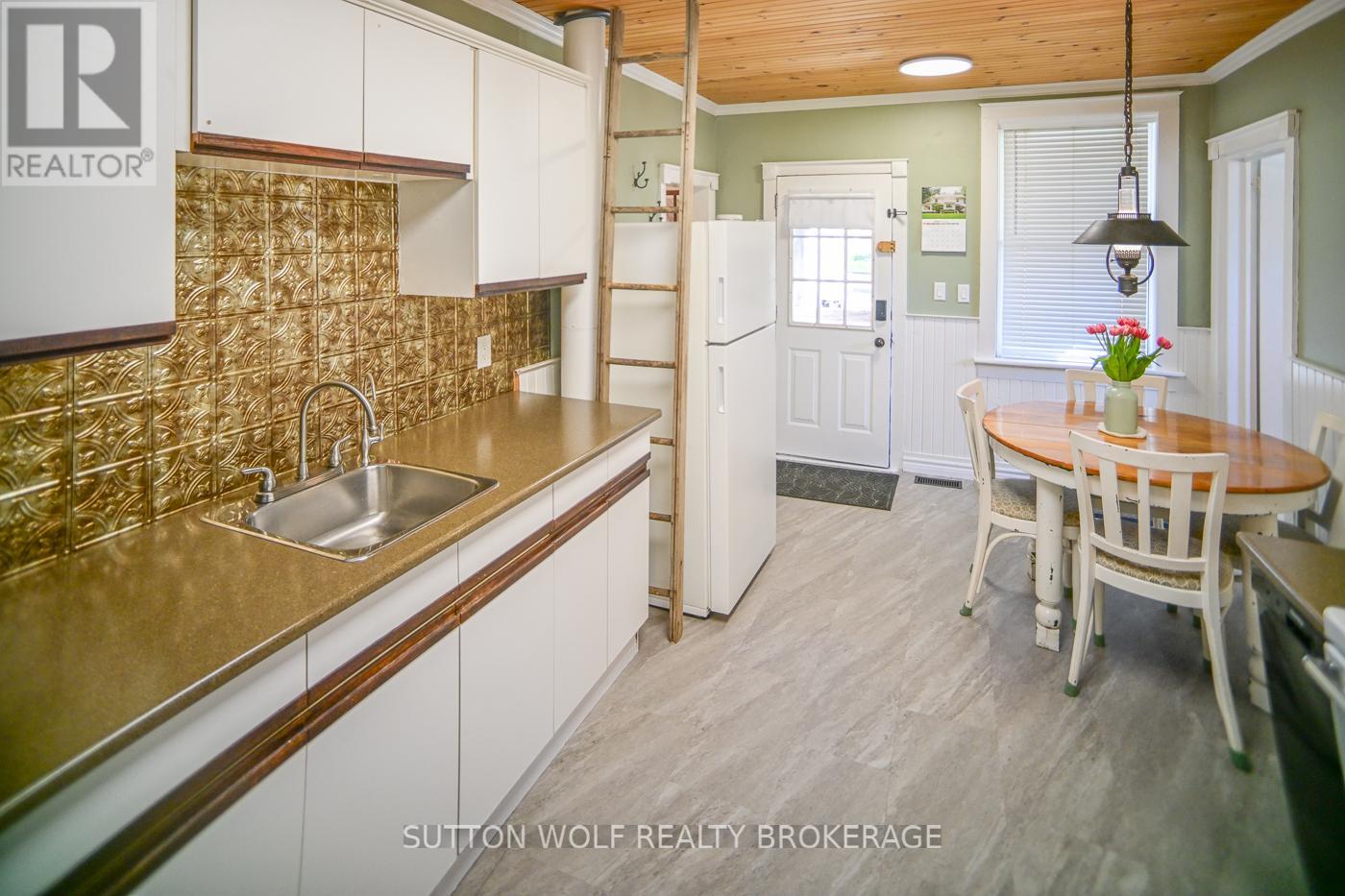 26 Arthur Street, Strathroy-Caradoc, Ontario  N7G 2H1 - Photo 13 - X13084130
