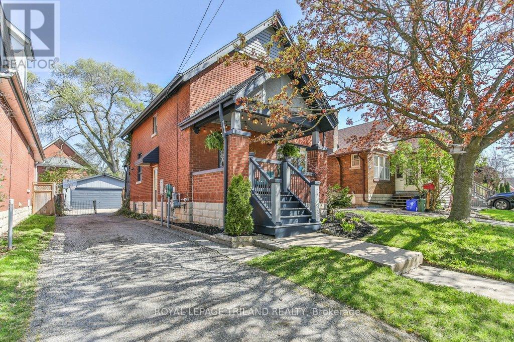 626 EMERY STREET E, London South, Ontario