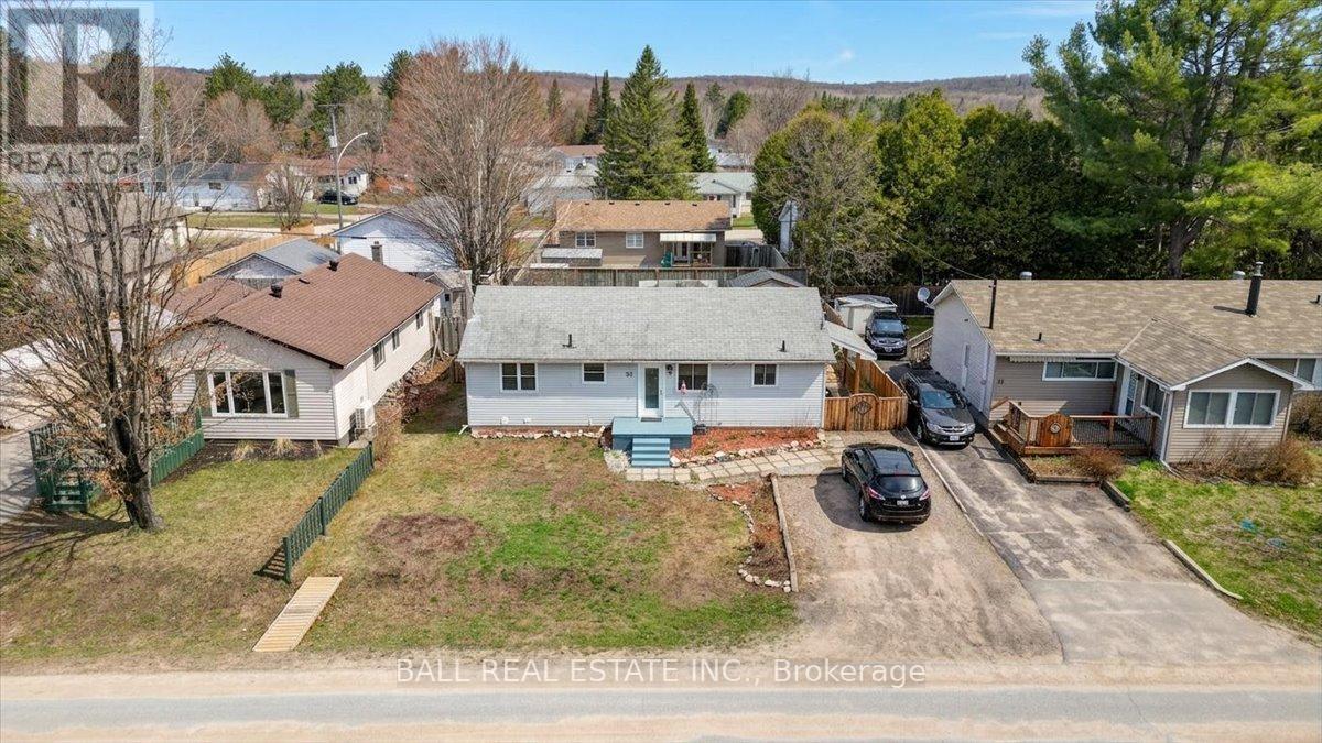 32 Hemlock Street, Highlands East, Ontario  K0L 1M0 - Photo 2 - X13084094