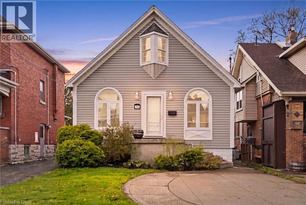 94 MOUNTAIN PARK Avenue, Hamilton, Ontario