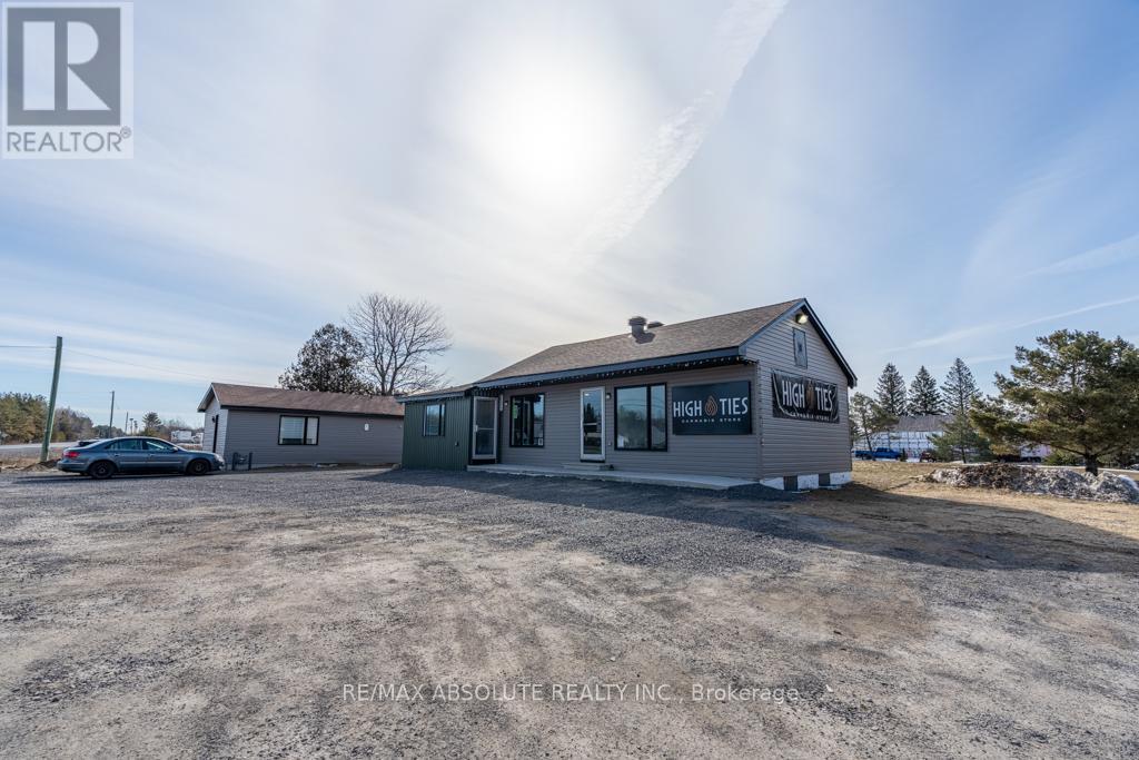 5785-5787 COUNTY ROAD, Alfred and Plantagenet, Ontario