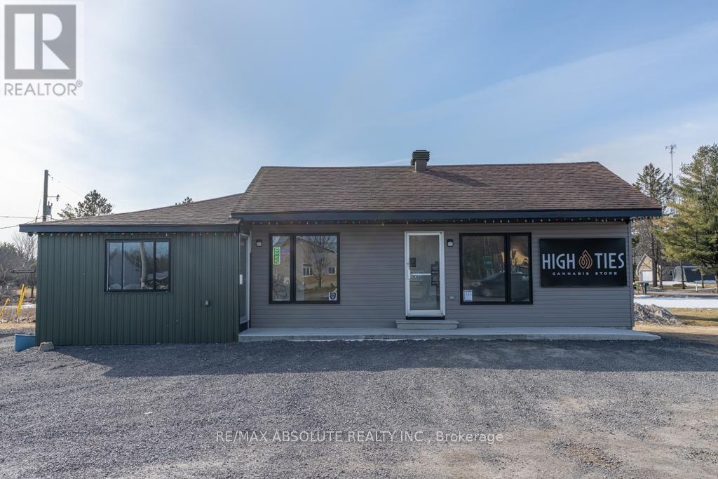 5785-5787 County Road, Alfred And Plantagenet, Ontario  K0B 1L0 - Photo 2 - X13084036