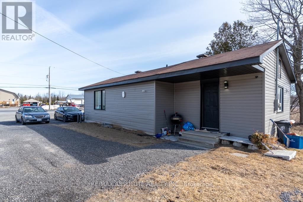 5785-5787 County Road, Alfred And Plantagenet, Ontario  K0B 1L0 - Photo 4 - X13084036