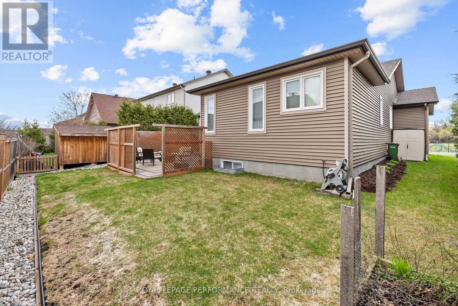 15 York Crossing Crossing, Russell, Ontario  K4R 0C4 - Photo 34 - X13084114