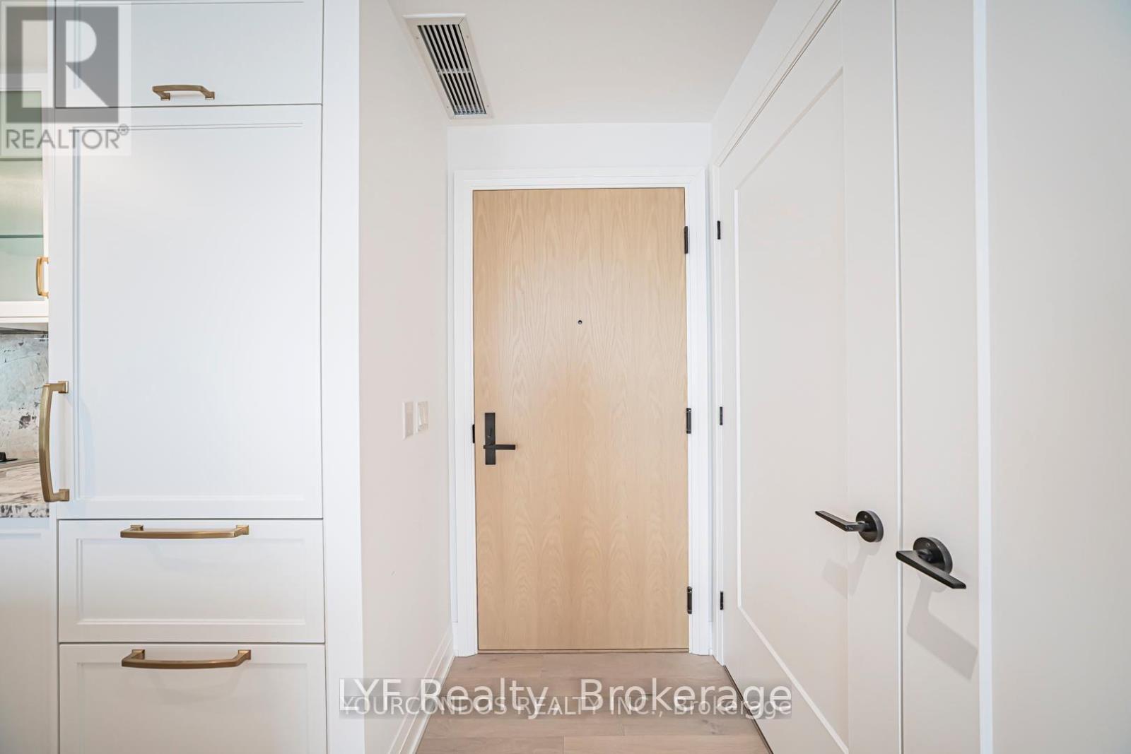 609 - 505 Glencairn Avenue, Toronto, Ontario  M6B 0B2 - Photo 2 - C12802516