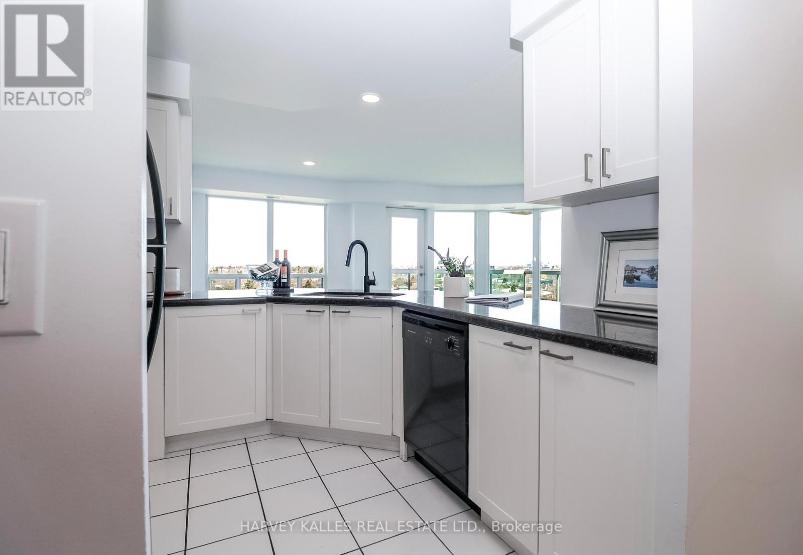 803 - 1030 Sheppard Avenue W, Toronto, Ontario  M3H 2T6 - Photo 15 - C12964490