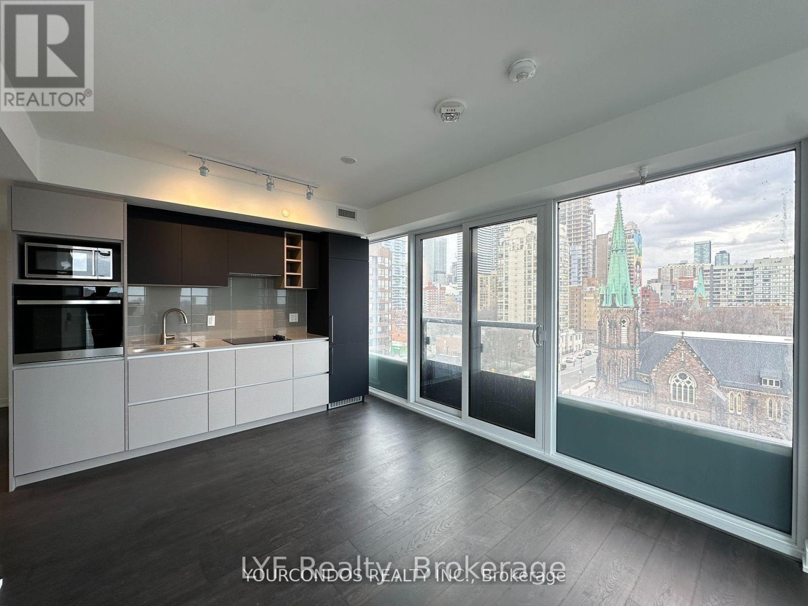 810 - 319 Jarvis Street, Toronto, Ontario  M5B 0C8 - Photo 2 - C13005298