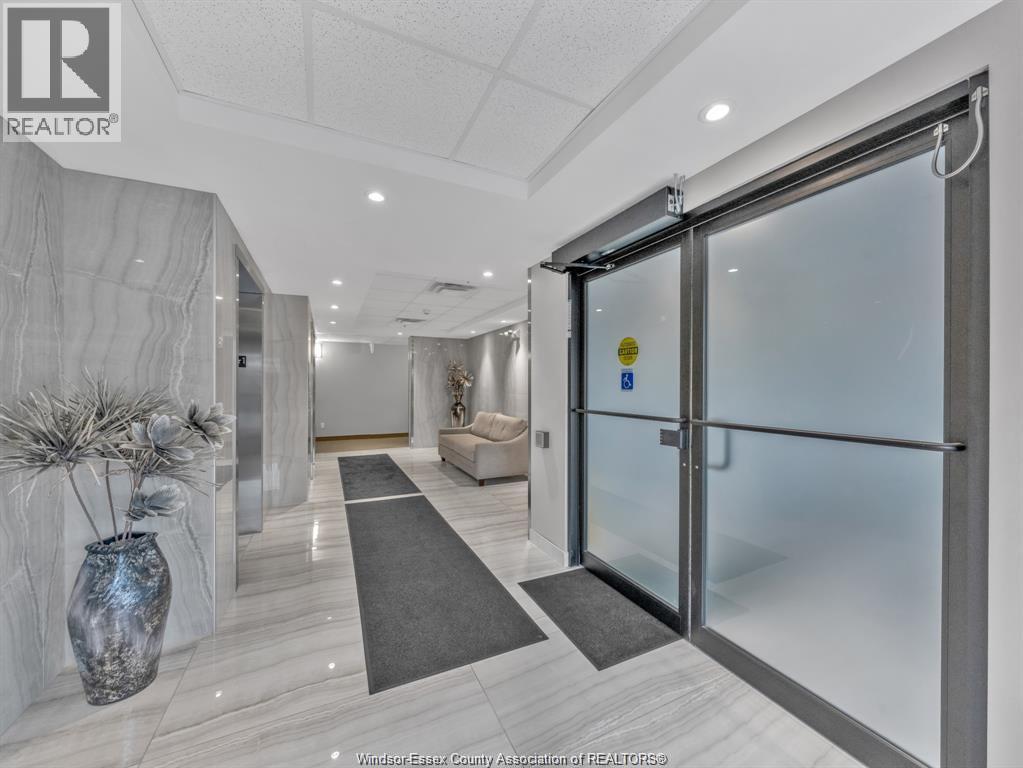 728 Brownstone Drive Unit# 403, Lakeshore, Ontario  N9K 0C4 - Photo 5 - 26010106