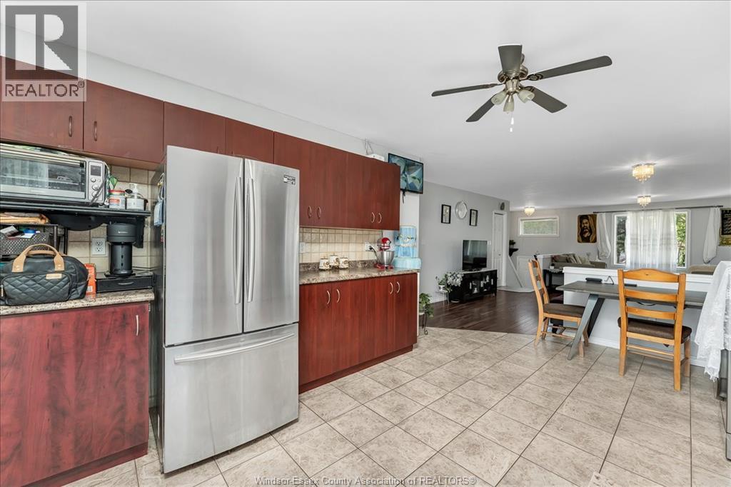 2558 Gatwick, Windsor, Ontario  N8P 1Y8 - Photo 18 - 26010003