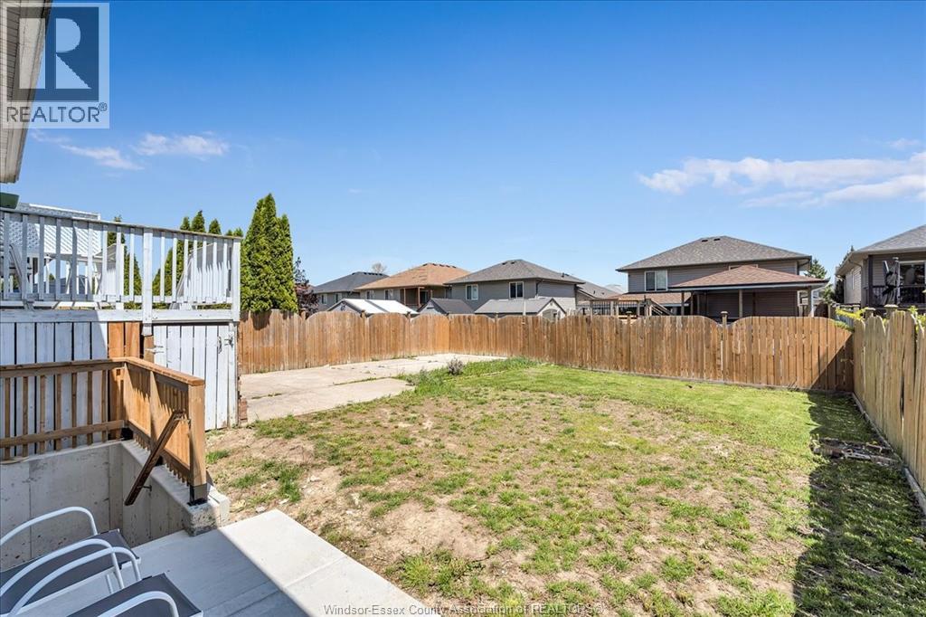 2558 Gatwick, Windsor, Ontario  N8P 1Y8 - Photo 4 - 26010003