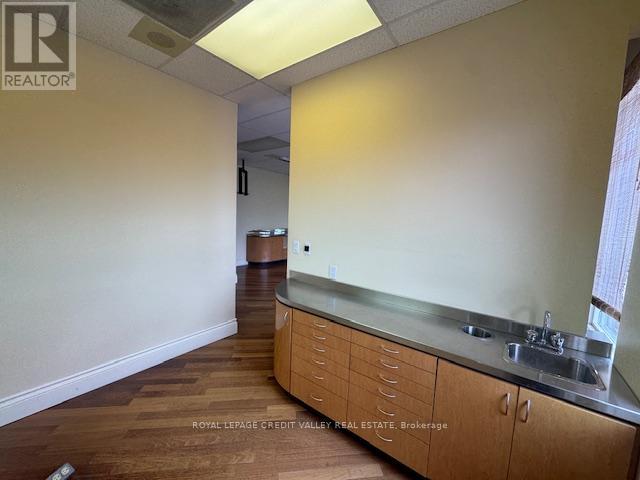 210 - 284 Queen Street E, Brampton, Ontario  L6V 1C2 - Photo 16 - W13050330