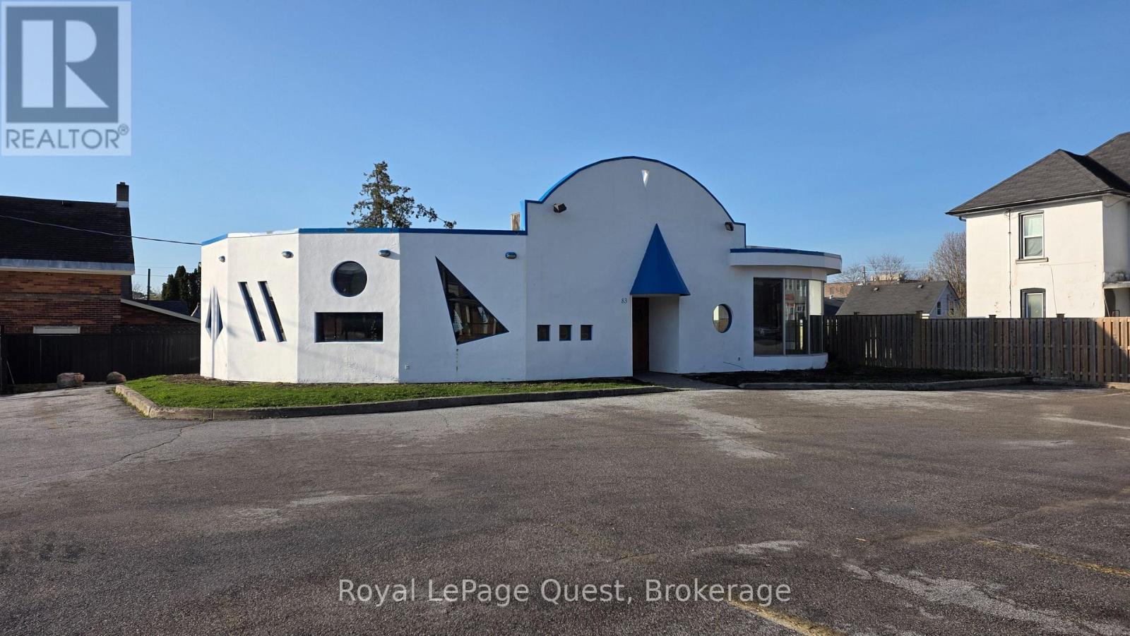 83 Mississaga Street W, Orillia, Ontario  L3V 3A9 - Photo 2 - S13084120