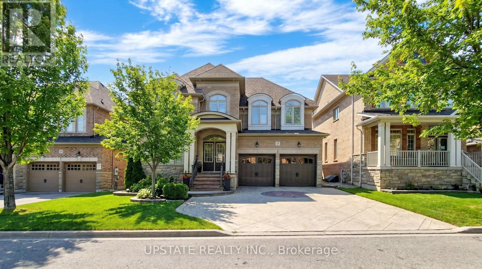 12 HAYWOOD DRIVE, Brampton, Ontario