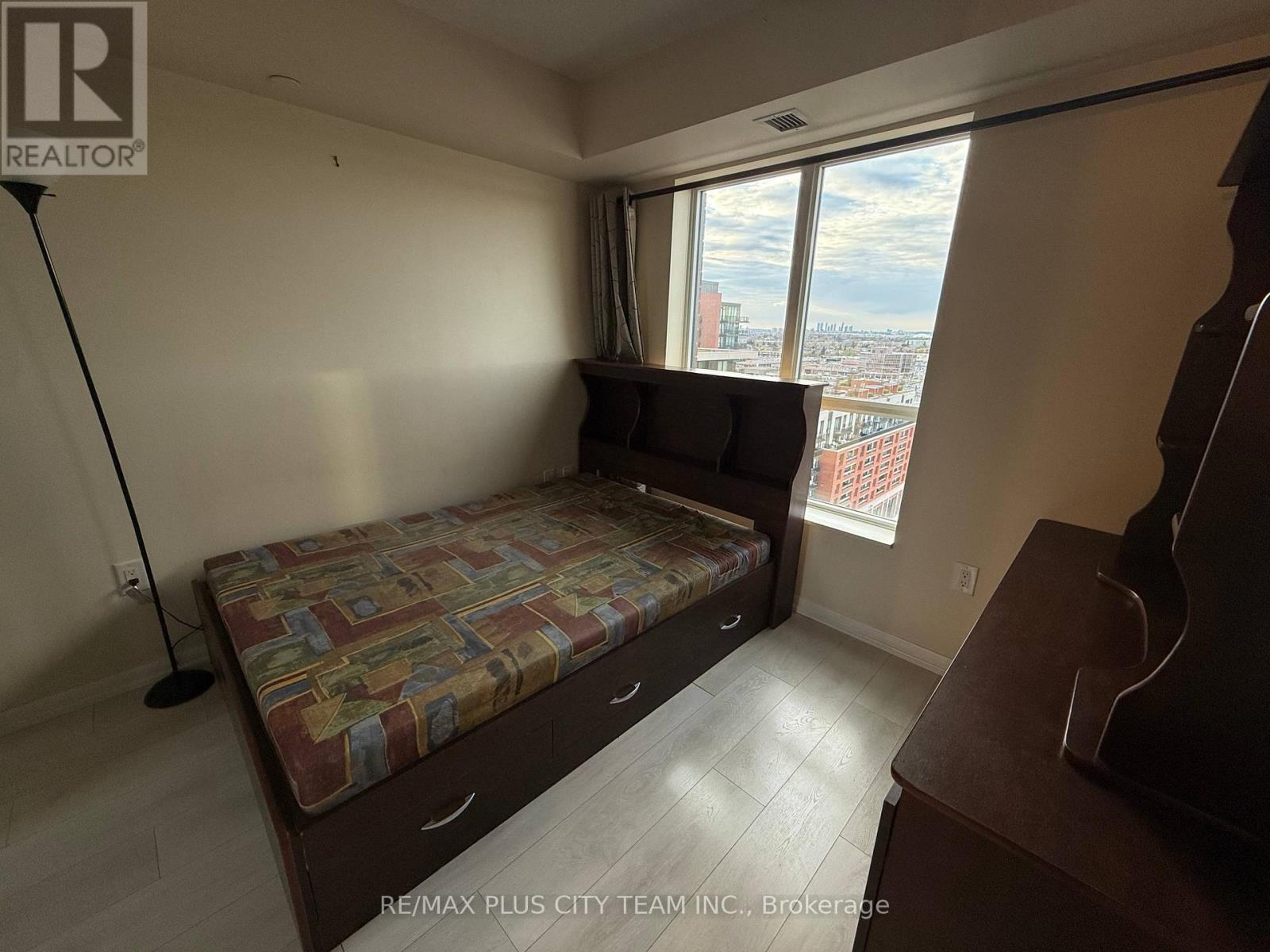 1421 - 800 Lawrence Avenue W, Toronto, Ontario  M6A 0B1 - Photo 8 - W12897464