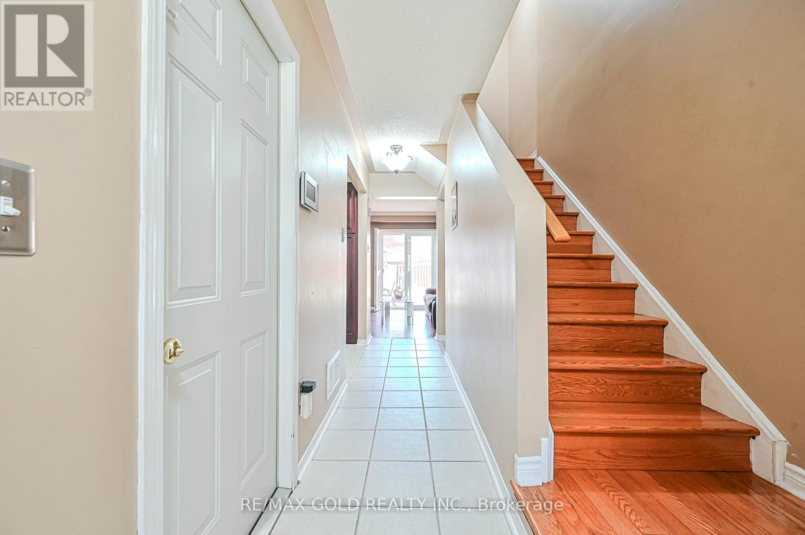 94 Lake Louise Drive, Brampton, Ontario  L6X 4Y6 - Photo 18 - W13064492