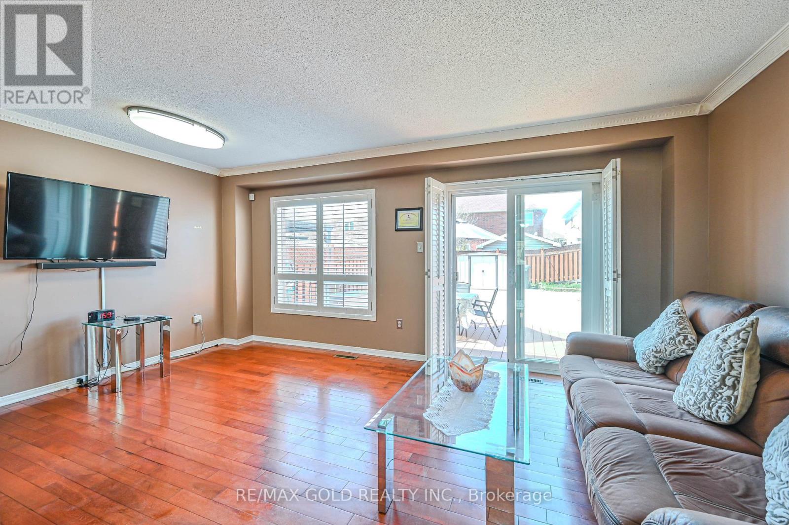 94 Lake Louise Drive, Brampton, Ontario  L6X 4Y6 - Photo 13 - W13064492