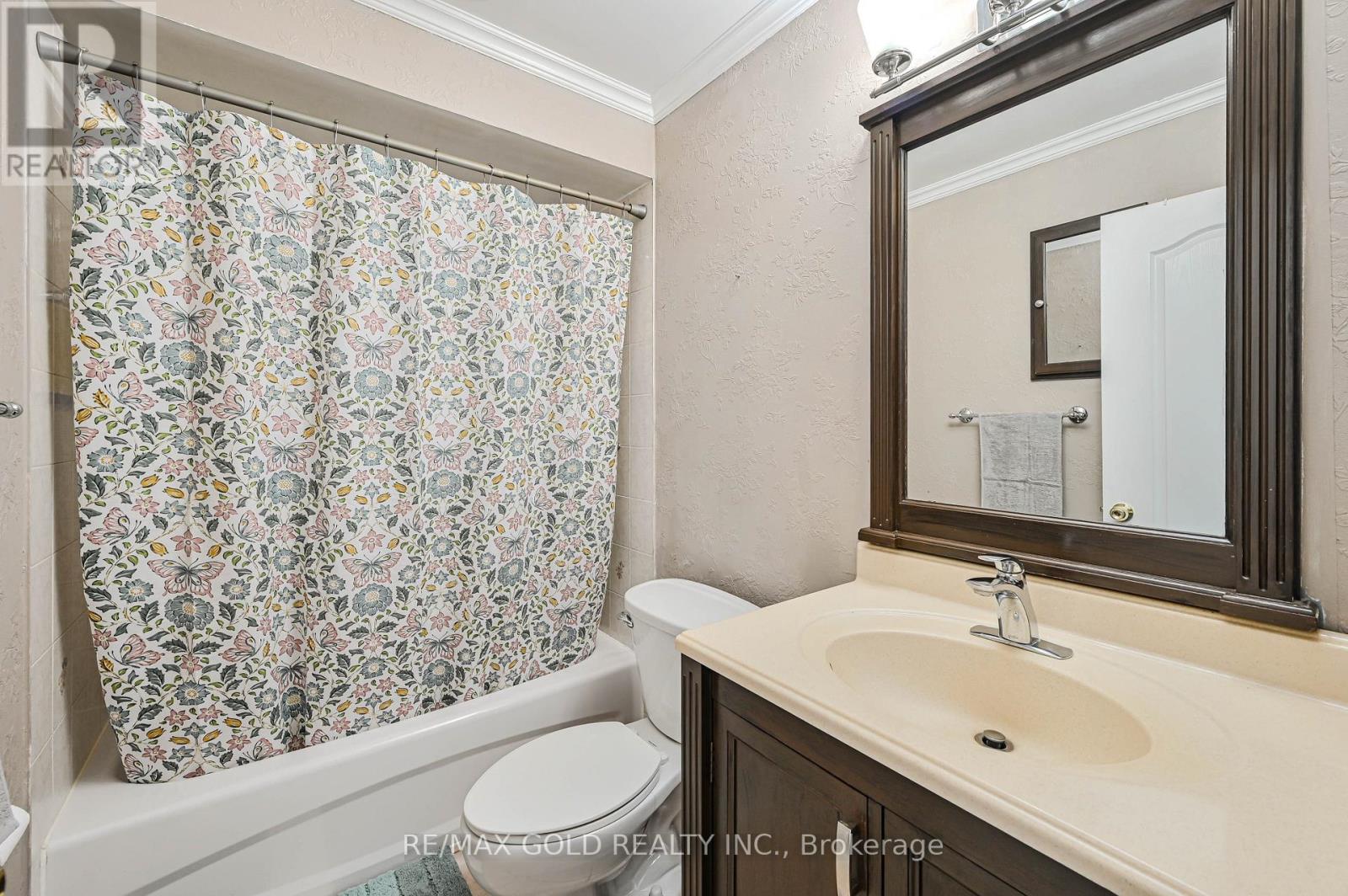 94 Lake Louise Drive, Brampton, Ontario  L6X 4Y6 - Photo 25 - W13064492
