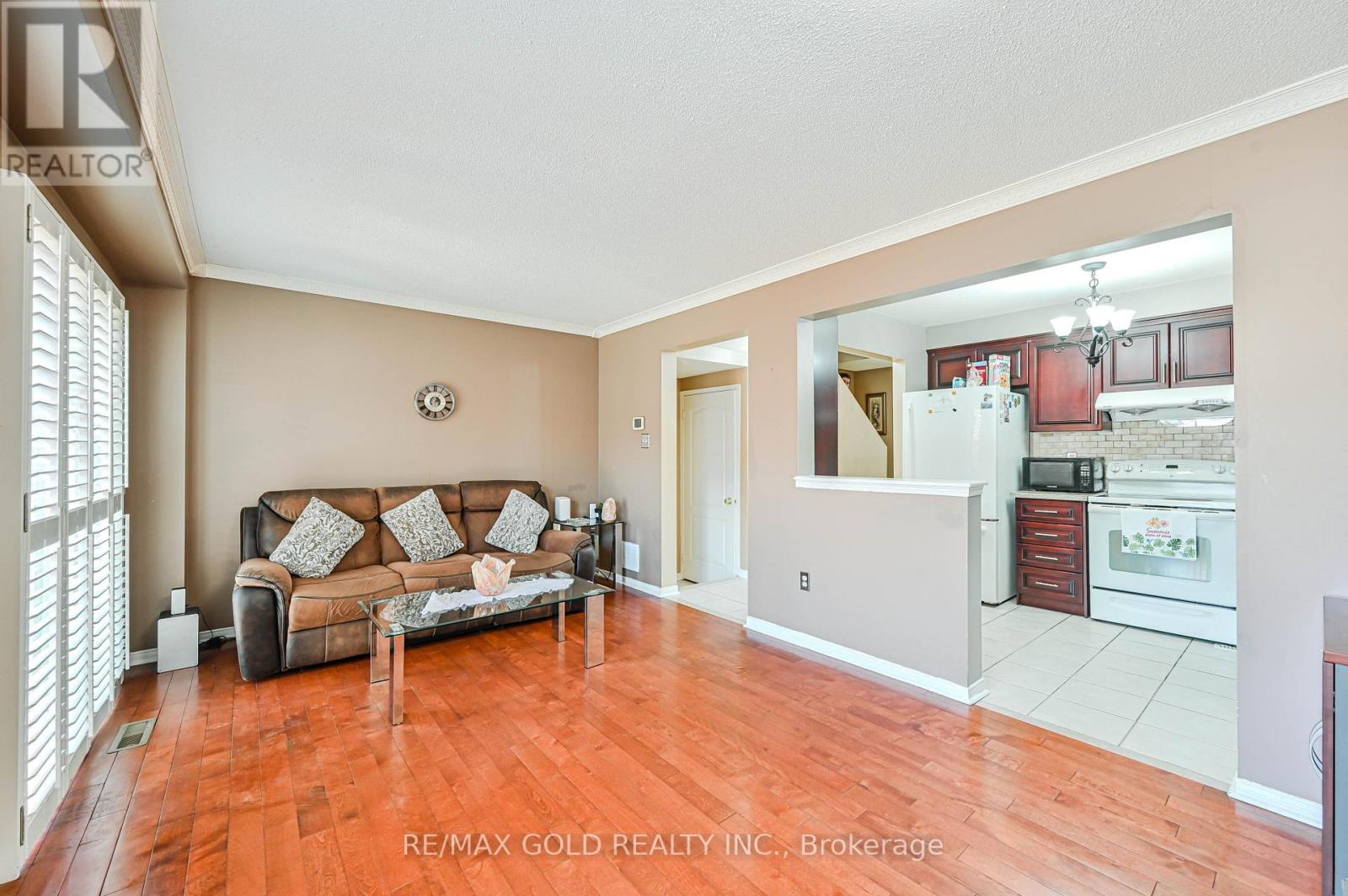94 Lake Louise Drive, Brampton, Ontario  L6X 4Y6 - Photo 17 - W13064492
