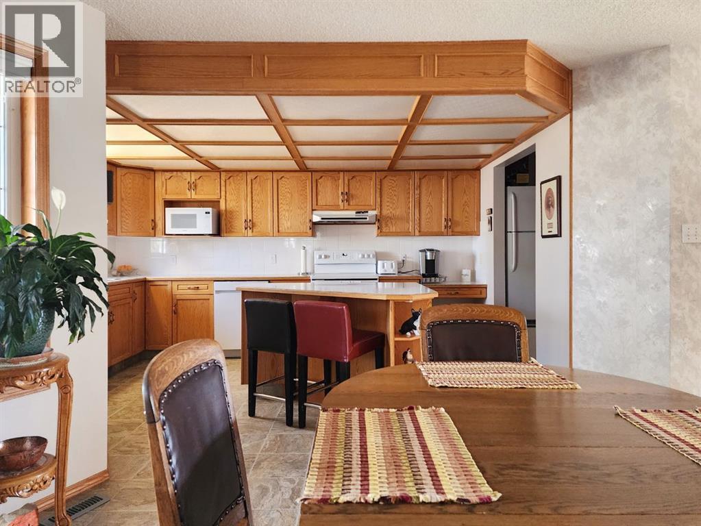 5307 2a St. East, Claresholm, Alberta  T0L 0T0 - Photo 12 - A2306358