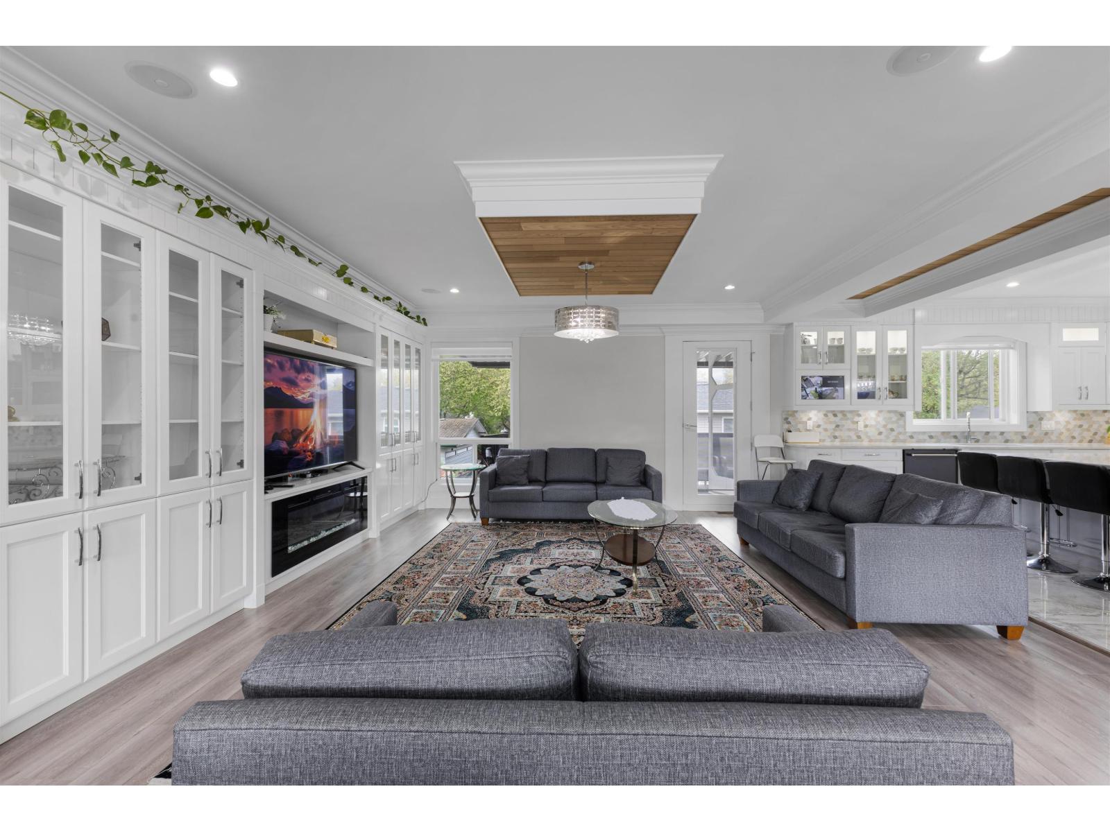 13291 Melville Place, Surrey, British Columbia  V3V 6Z1 - Photo 2 - R3118759
