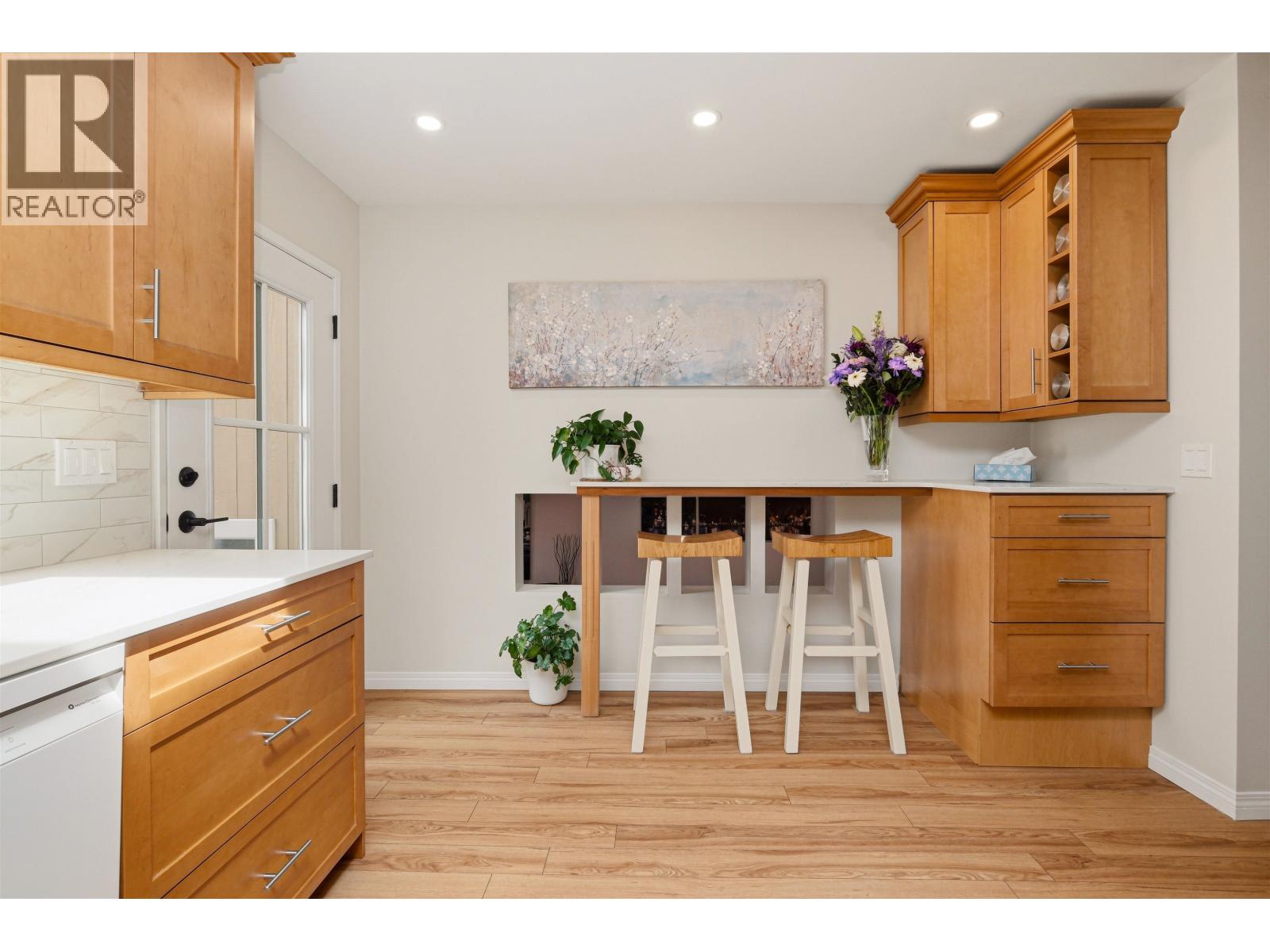 2563 Ashurst Avenue, Coquitlam, British Columbia  V3K 5T7 - Photo 12 - R3119339