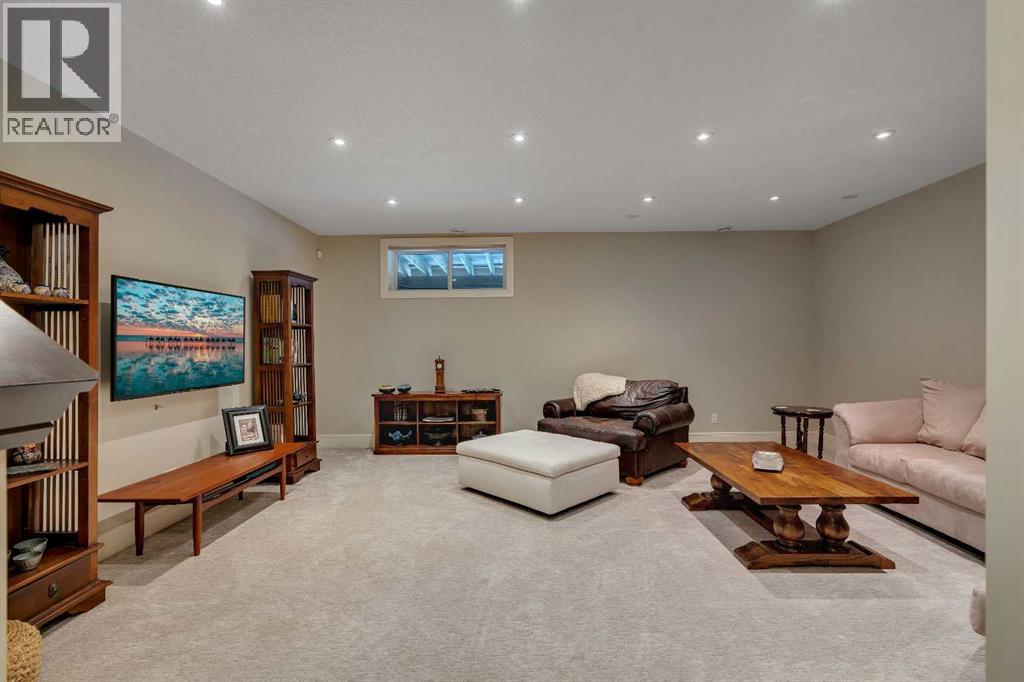 2041 45 Avenue Sw, Calgary, Alberta  T2T 2P6 - Photo 38 - A2299841
