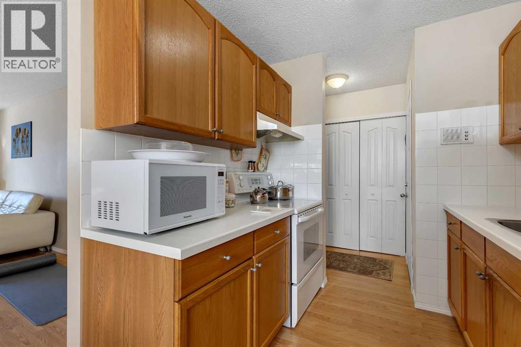 301, 6464 Travois Crescent NW, Calgary, Alberta  T2K 3S9 - Photo 12 - A2307600