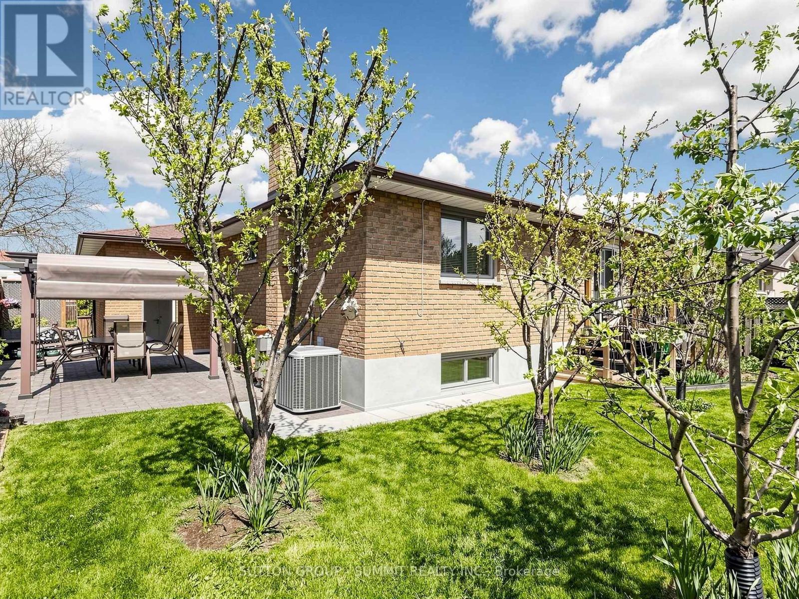 32 Harbrite Drive, Hamilton, Ontario  L8G 4G5 - Photo 45 - X13083858