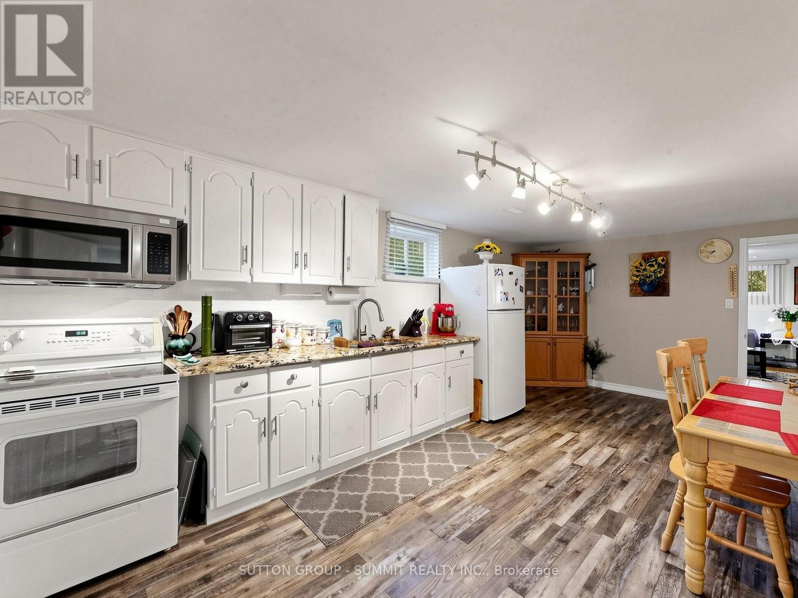32 Harbrite Drive, Hamilton, Ontario  L8G 4G5 - Photo 37 - X13083858