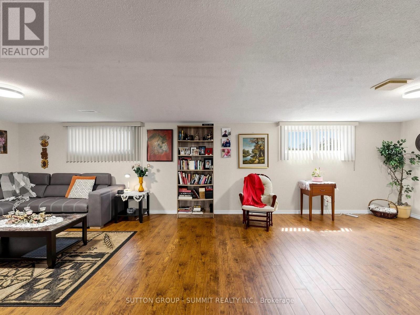 32 Harbrite Drive, Hamilton, Ontario  L8G 4G5 - Photo 31 - X13083858