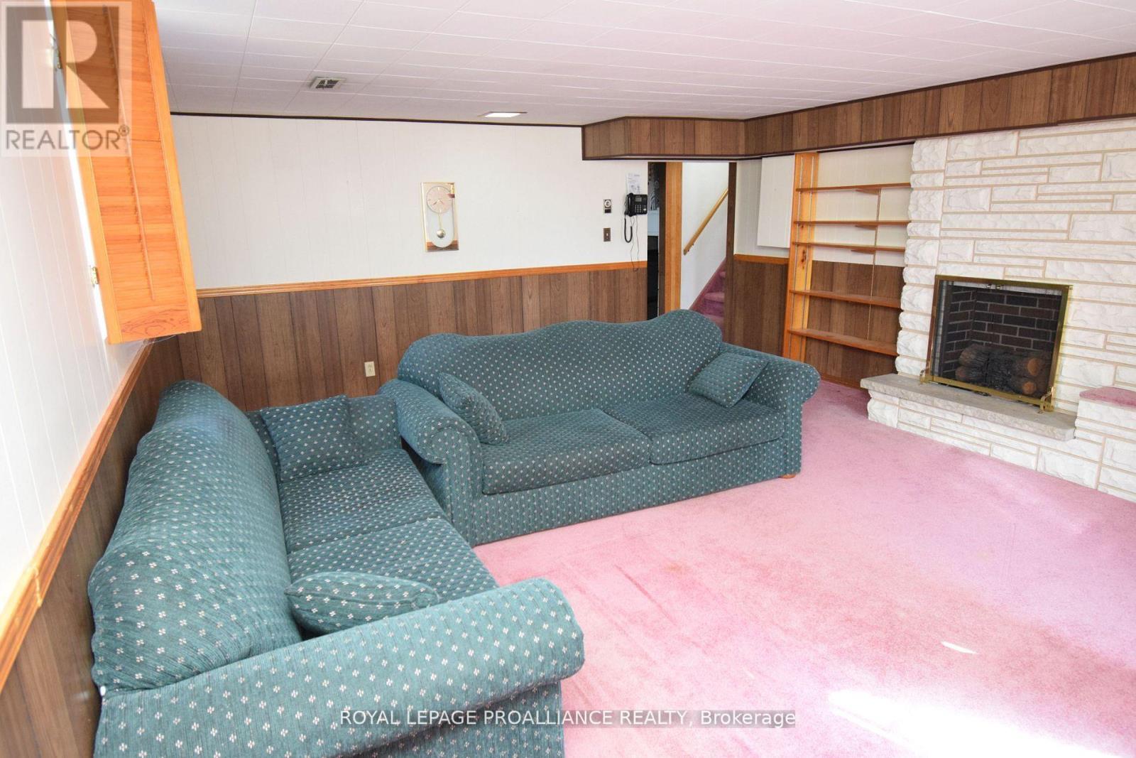 8 Walden Circle, Belleville, Ontario  K8P 2C3 - Photo 11 - X13079992