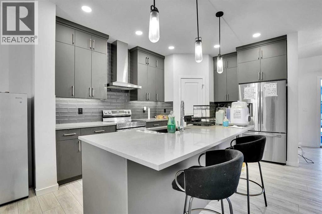 181 Walcrest Boulevard SE, Calgary, Alberta  T2X 4L4 - Photo 6 - A2294977