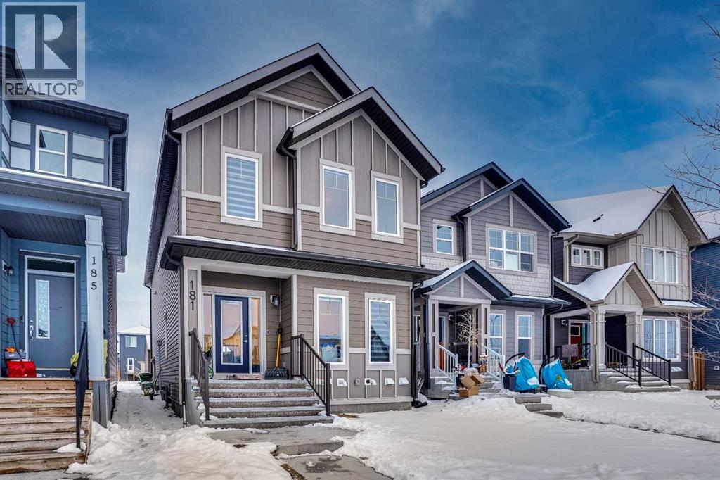 181 Walcrest Boulevard SE, Calgary, Alberta  T2X 4L4 - Photo 3 - A2294977