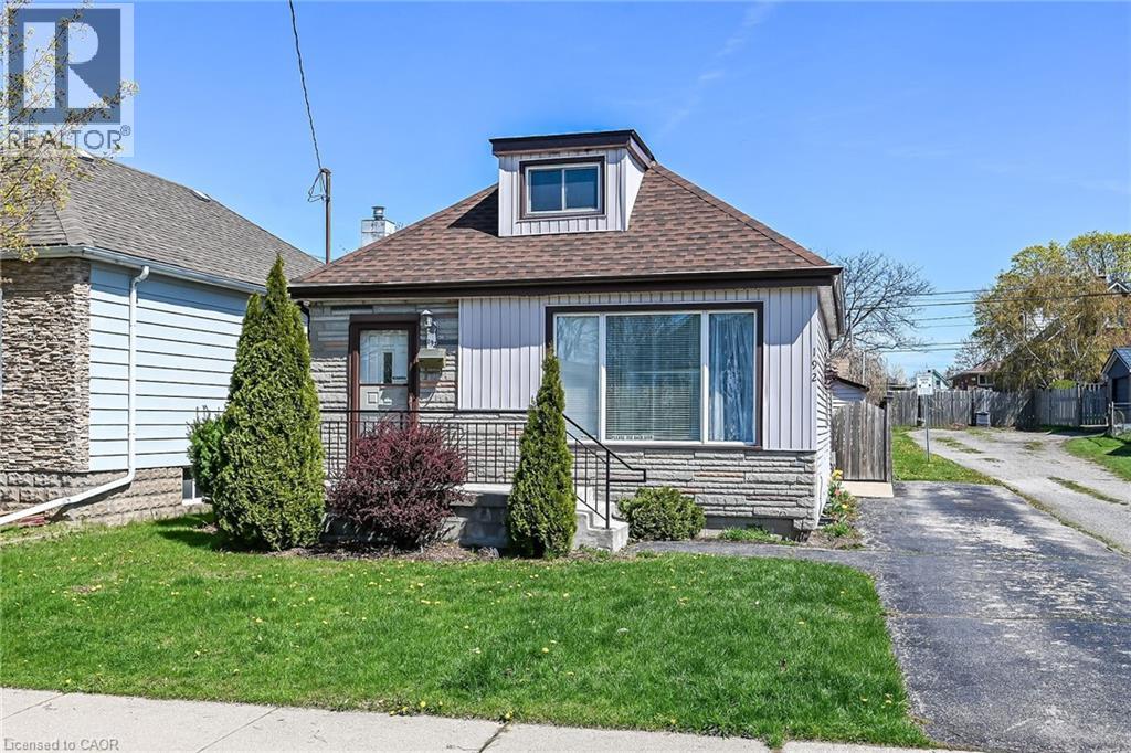 192 IVON Avenue, Hamilton, Ontario