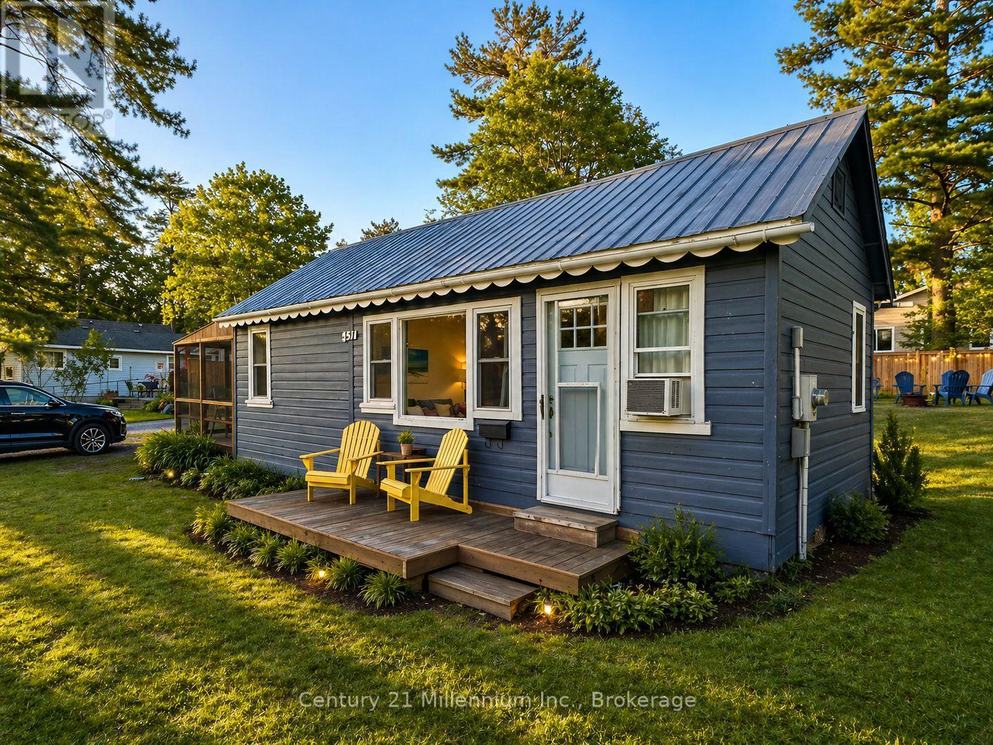 457 Mosley Street, Wasaga Beach, Ontario L9Z 2J4 - Photo 3 - S13064650