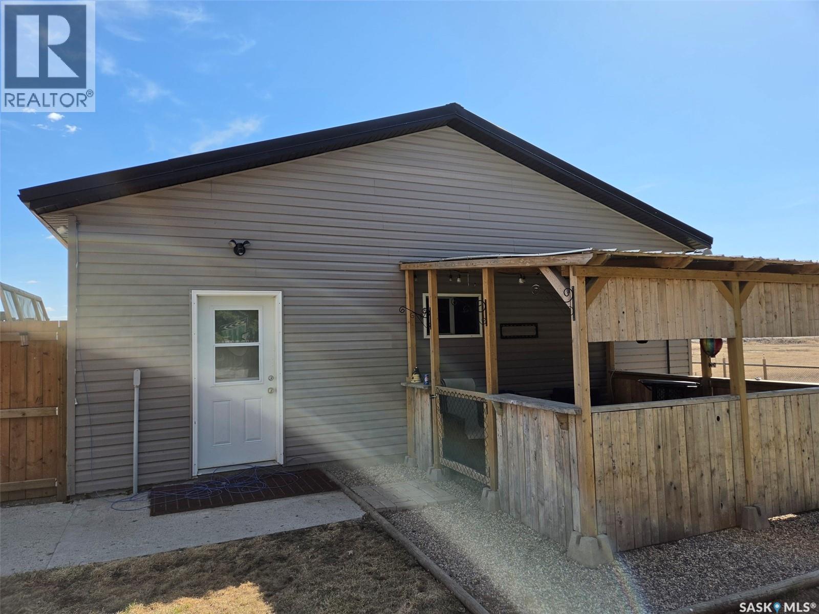 101 Willmar Road, Arcola, Saskatchewan  S0C 0G0 - Photo 11 - SK034751