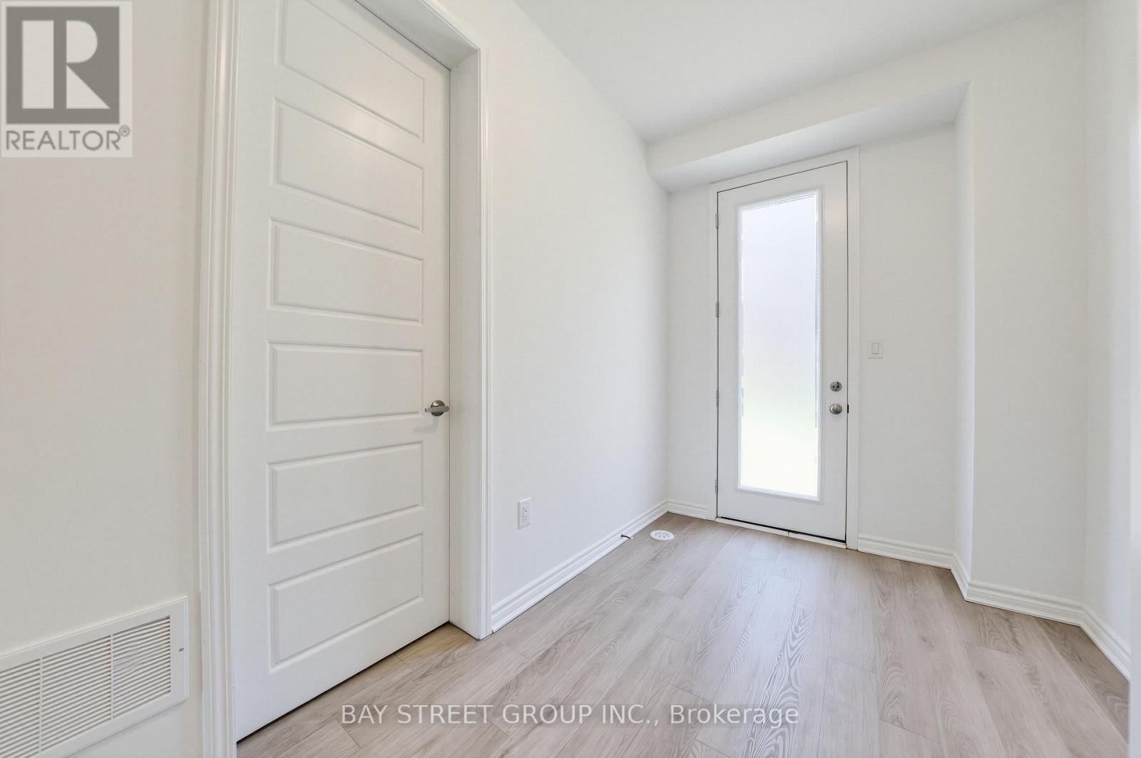 1399 Shevchenko Boulevard, Oakville, Ontario  L6M 5P3 - Photo 41 - W13084024