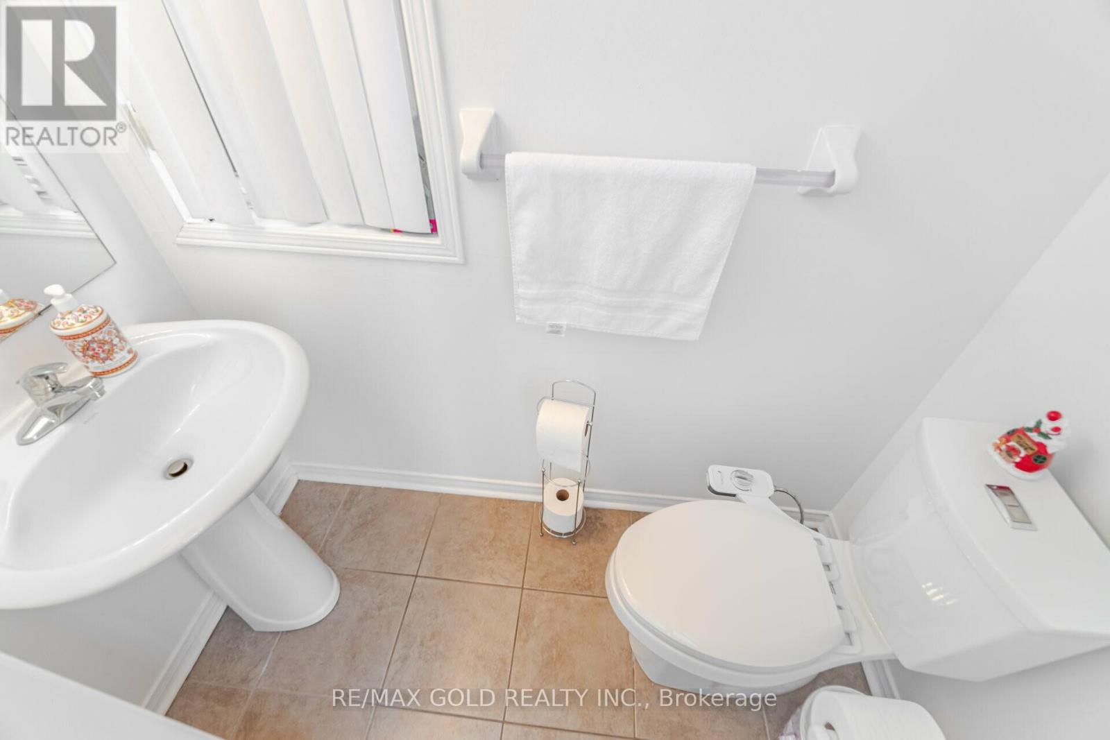 142 - 60 Fairwood Circle, Brampton, Ontario  L6R 0Y6 - Photo 7 - W13084050