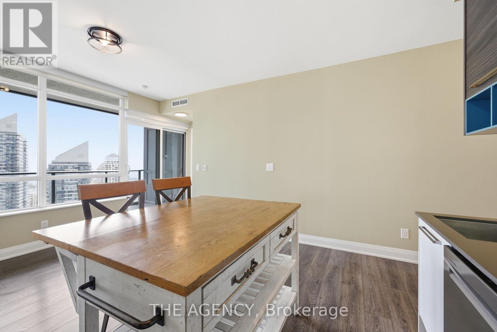 2610 - 36 Park Lawn Road, Toronto, Ontario  M8Y 3H8 - Photo 10 - W13084058