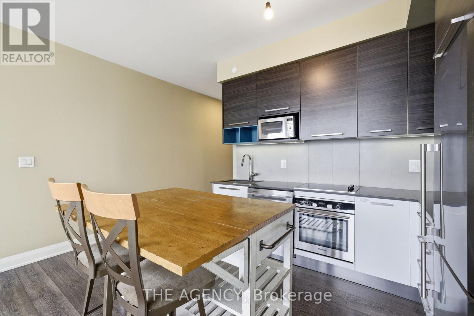 2610 - 36 Park Lawn Road, Toronto, Ontario  M8Y 3H8 - Photo 9 - W13084058