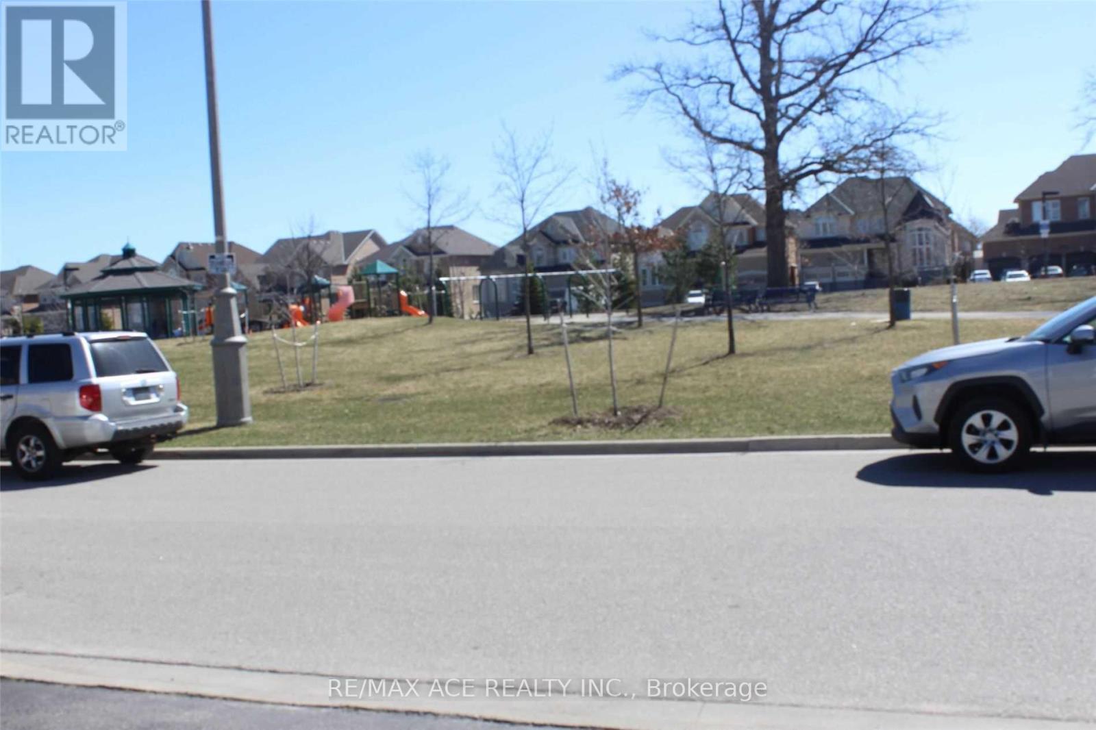 Bsmt - 2 Adastra Place, Brampton, Ontario  L6P 3B4 - Photo 24 - W13084138