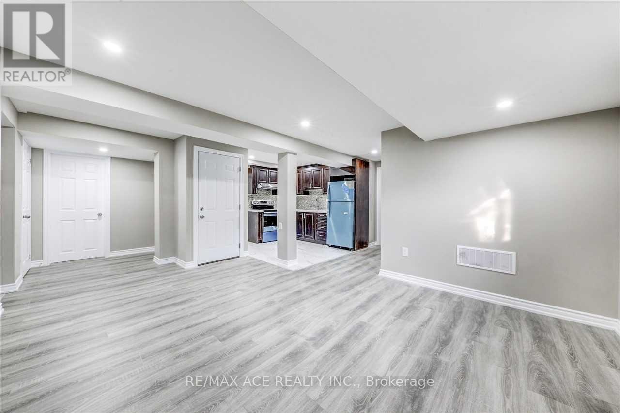Bsmt - 2 Adastra Place, Brampton, Ontario  L6P 3B4 - Photo 7 - W13084138