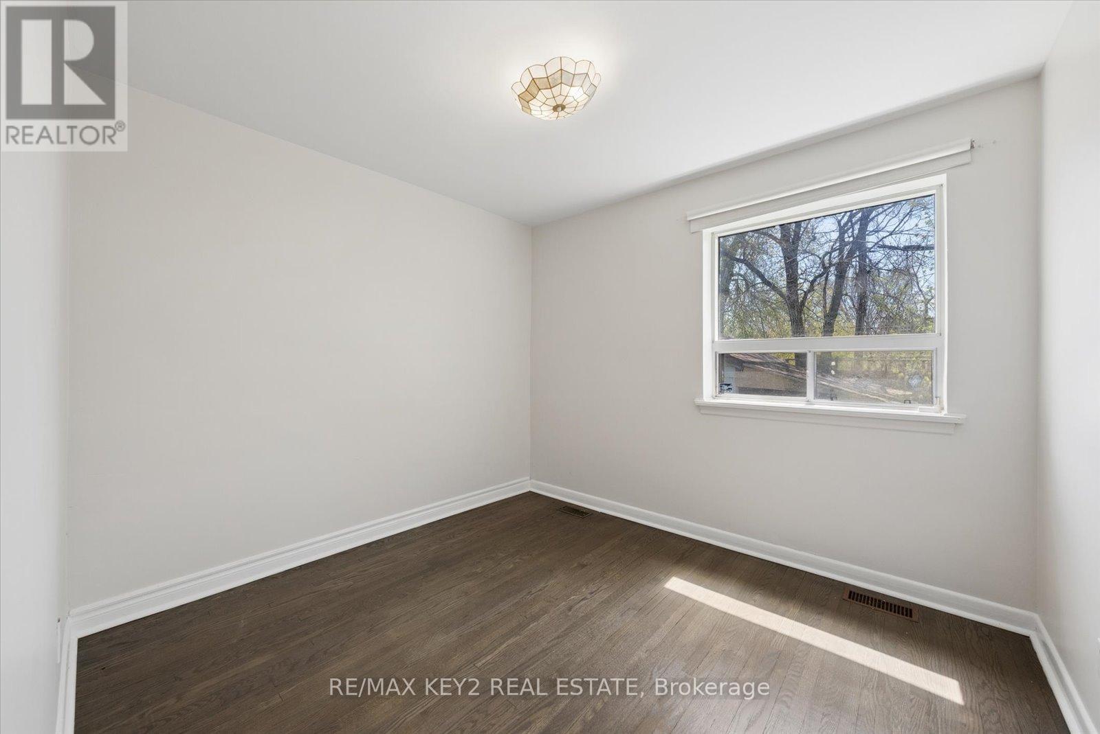 137 Newlands Avenue, Toronto, Ontario  M1L 1S2 - Photo 21 - E13083958