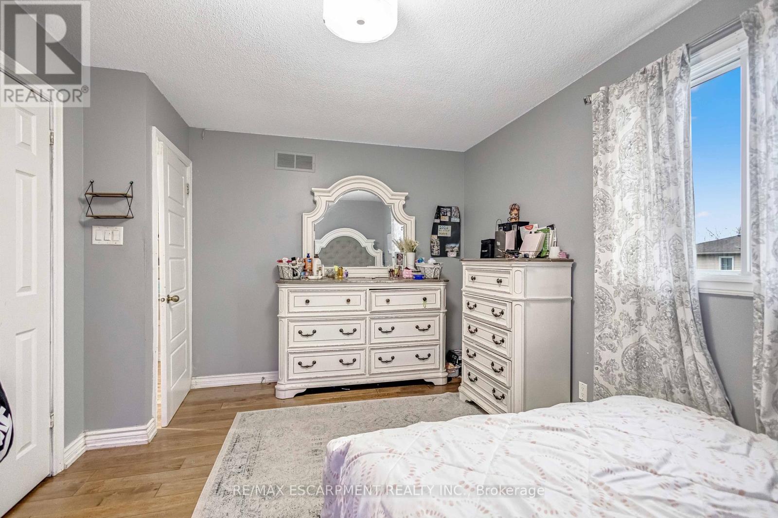 70 Ossington Drive, Hamilton, Ontario  L8W 3S4 - Photo 14 - X13084006
