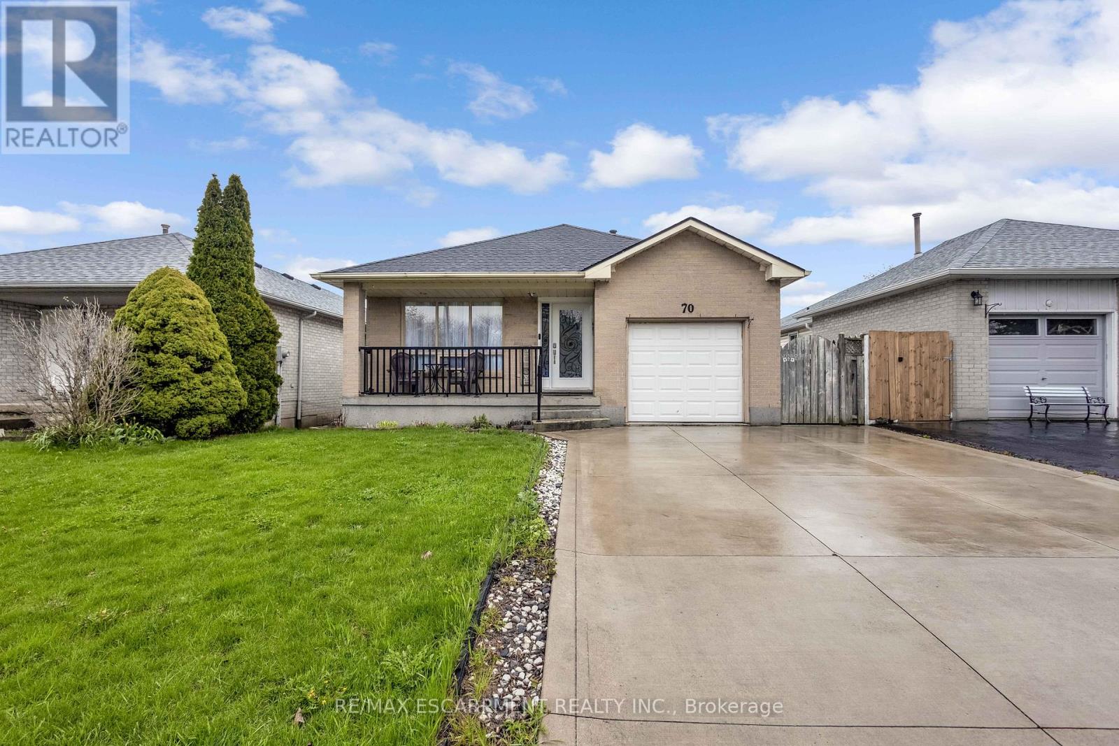 70 Ossington Drive, Hamilton, Ontario  L8W 3S4 - Photo 2 - X13084006