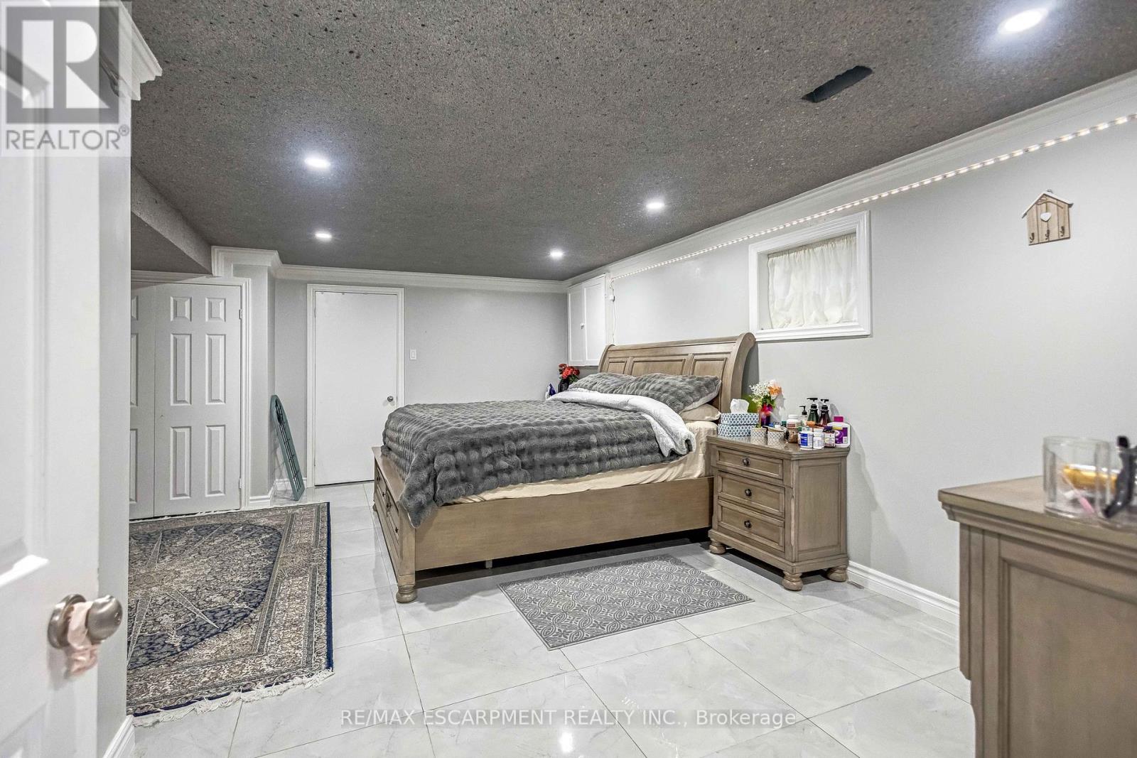 70 Ossington Drive, Hamilton, Ontario  L8W 3S4 - Photo 25 - X13084006