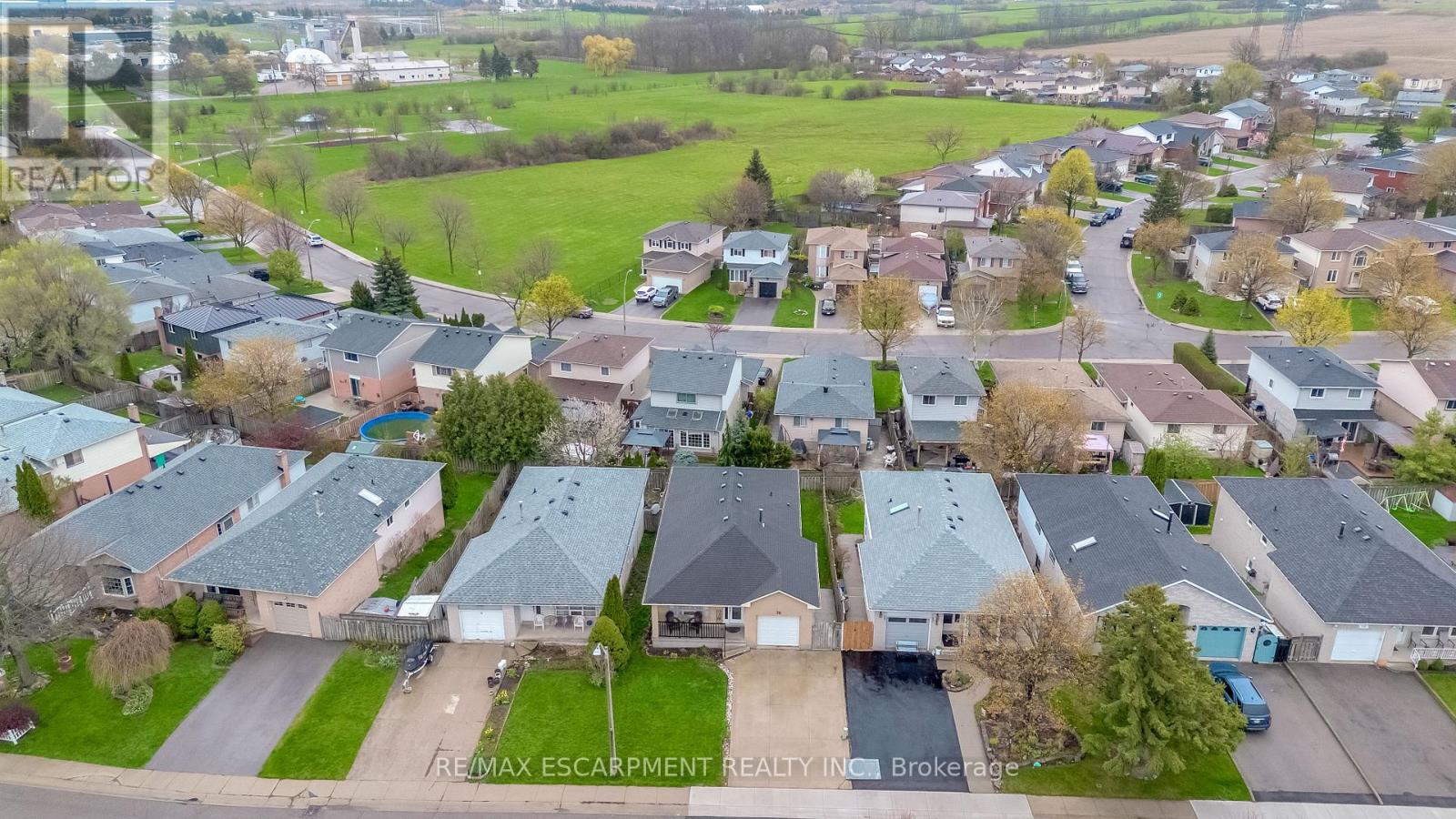 70 Ossington Drive, Hamilton, Ontario  L8W 3S4 - Photo 36 - X13084006