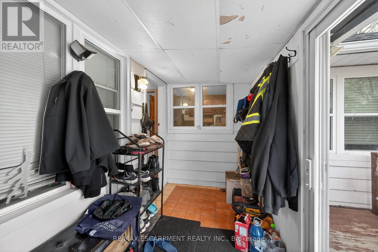 186 Seneca Avenue, Hamilton, Ontario  L9B 1M2 - Photo 29 - X13084008